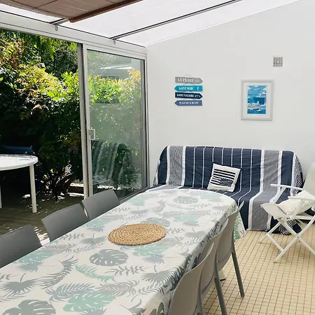 Maison Arzael A Marc Sur Holiday home *